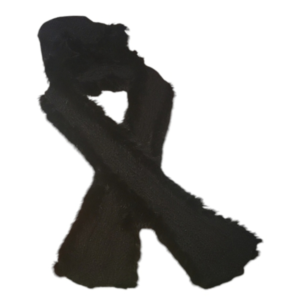 RUDSAK Black Faux Fur Wrap